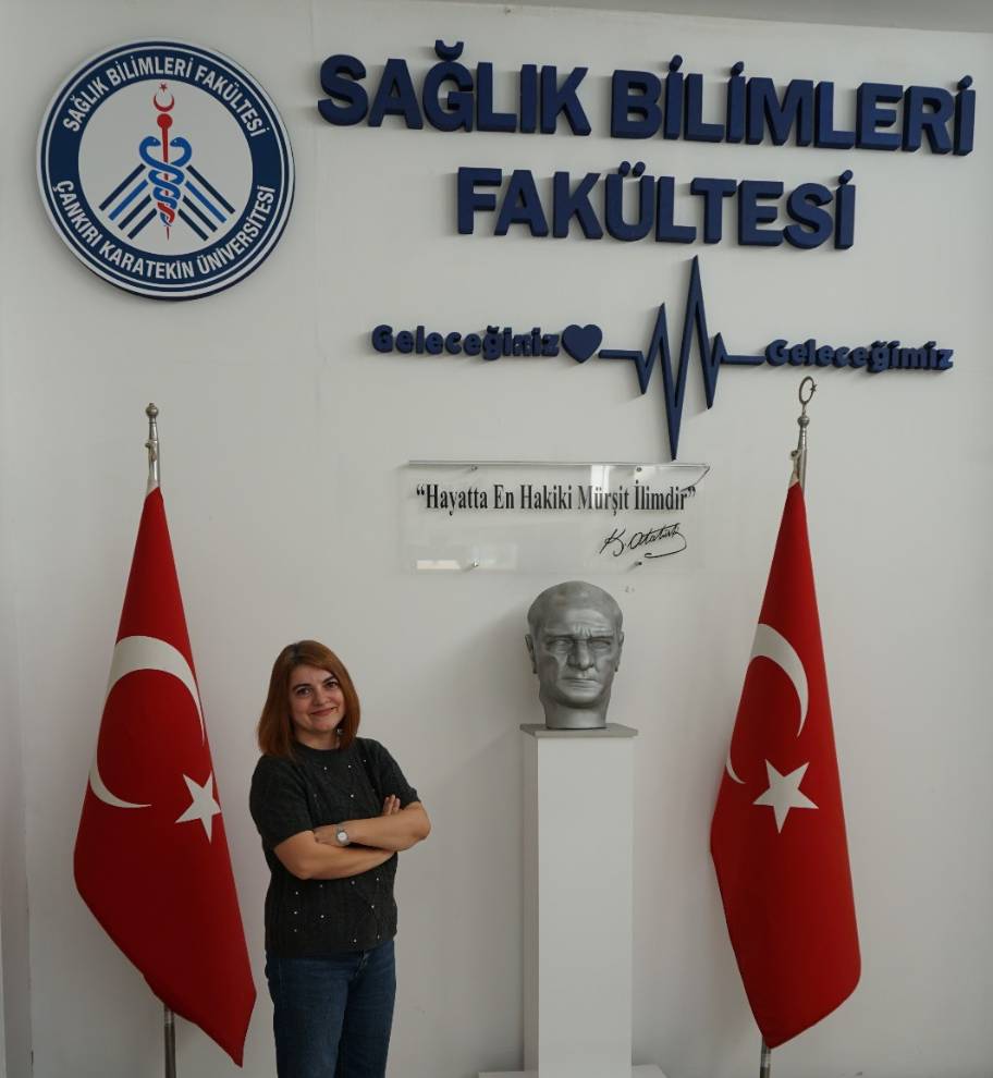 Emel Gür